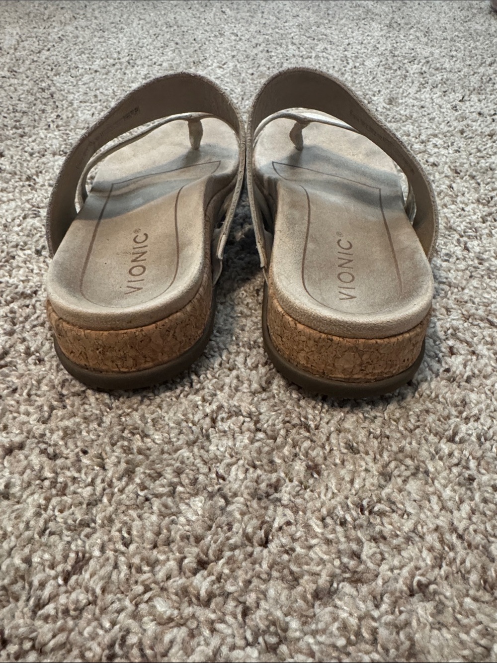 Vionic Cream Leather Slide Sandals - Picture 4 of 5